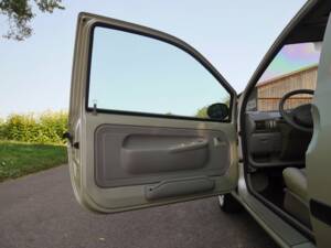 Bild 23/24 von Renault Twingo 1.2 (2000)