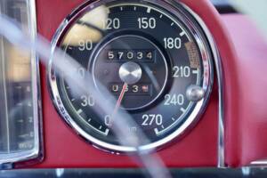 Image 13/50 of Mercedes-Benz 300 SL Roadster (1959)