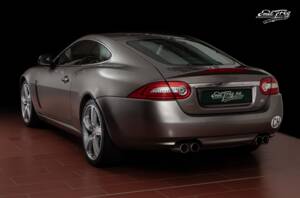 Image 3/8 of Jaguar XKR (2009)