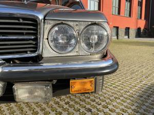 Immagine 6/24 di Mercedes-Benz 380 SL (1984)