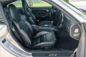 Image 28/51 of Porsche 911 GT2 (2001)