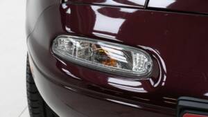 Afbeelding 13/15 van Mazda MX-5 1.6 (1996)