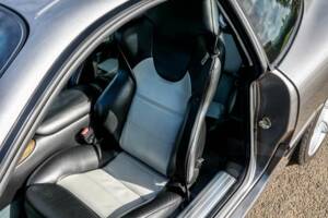 Image 30/36 of Aston Martin DB 7 GTA (2003)