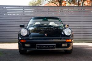 Imagen 17/60 de Porsche 911 Carrera 3.2 (WTL) (1988)