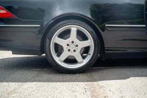 Bild 13/37 von Mercedes-Benz CL 55 AMG (2002)