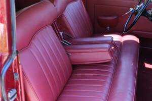Image 23/81 of Bentley S 1 (1959)