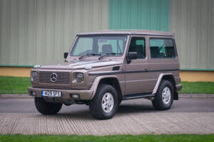 Afbeelding 8/30 van Mercedes-Benz 300 GE (SWB) (1991)