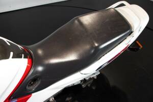 Immagine 40/49 di Honda CBR 1000 RR Fireblade (1995)