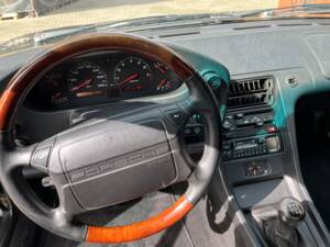 Image 13/31 of Porsche 928 GTS (1993)