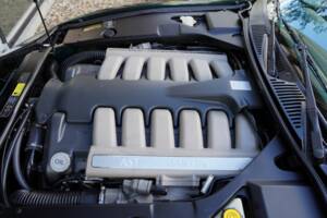 Bild 29/50 von Aston Martin DB 7 Vantage (2001)
