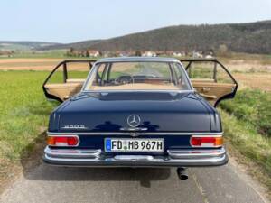 Image 11/52 of Mercedes-Benz 250 S (1967)