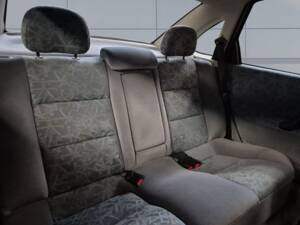 Bild 12/14 von Opel Vectra 1,6 (1996)