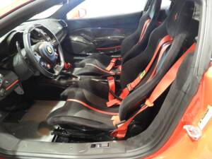 Image 5/15 de Ferrari 488 Pista (2019)