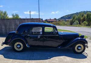 Image 12/47 of Citroën Traction Avant 11 B (1955)