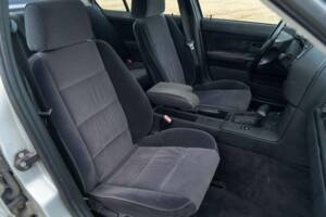 Image 33/40 de BMW 320i (1994)