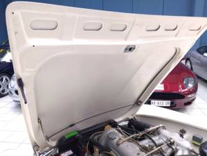 Bild 66/79 von Mercedes-Benz 230 SL (1965)