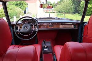 Bild 8/26 von Mercedes-Benz 280 SE 3,5 (1971)