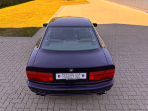 Image 9/69 of BMW 850i (1993)