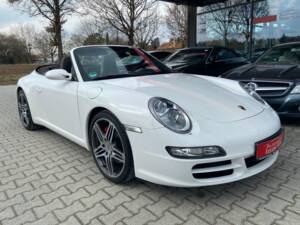 Bild 15/20 von Porsche 911 Carrera S (2006)