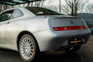 Image 16/46 of Alfa Romeo GTV 2.0 JTS (2003)