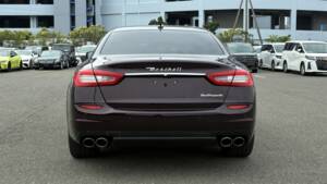 Image 6/56 of Maserati Quattroporte S (2015)