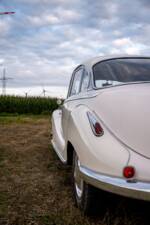 Afbeelding 15/19 van BMW 502 - 3.2 Litre (1961)