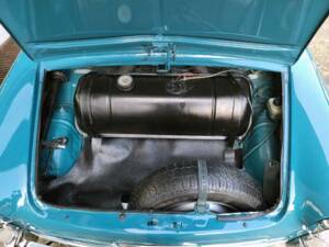 Image 29/35 of Autobianchi Bianchina Panoramica (1969)