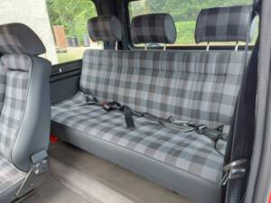 Image 11/25 de Mercedes-Benz 300 GD (SWB) (1987)