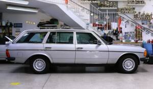 Bild 4/25 von Mercedes-Benz 280 TE (1985)