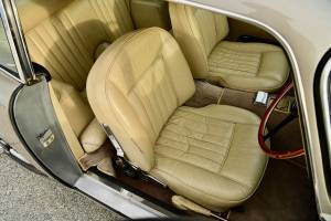 Image 24/50 de Aston Martin DB 5 (1964)