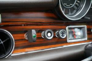 Afbeelding 52/89 van Mercedes-Benz 300 SEL 6.3 (1972)