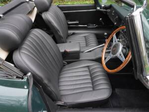 Afbeelding 9/25 van Jaguar E-Type (1970)