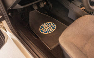 Image 122/132 of Volkswagen Santana 1.8 (1985)