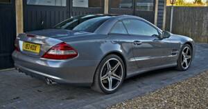 Imagen 21/50 de Mercedes-Benz SL 500 (2008)