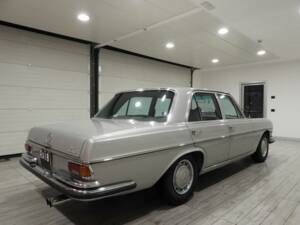 Imagen 4/15 de Mercedes-Benz 280 E (1972)