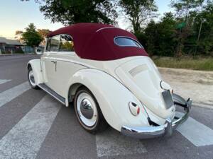 Image 3/7 of Volkswagen Beetle 1200 Convertible (1954)
