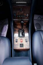 Bild 26/38 von Mercedes-Benz 560 SL (1986)