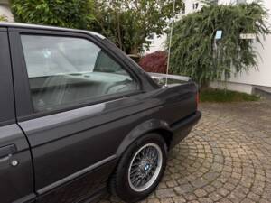 Bild 3/16 von BMW 320i (1991)