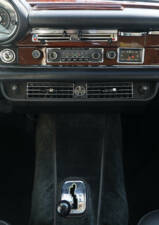 Image 34/45 of Mercedes-Benz 280 SE (1968)