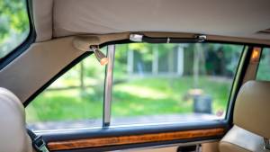 Image 27/42 of Daimler Double Six (1989)