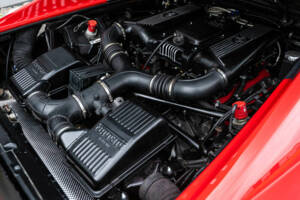 Immagine 15/29 di Ferrari F 355 Berlinetta (1998)