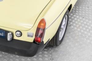 Immagine 31/50 di MG MGB (1976)
