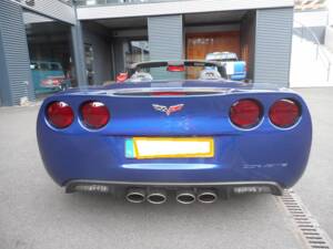 Image 4/22 de Chevrolet Corvette (2006)