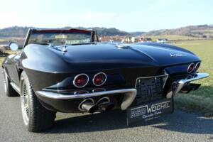 Immagine 28/35 di Chevrolet Corvette Sting Ray Convertible (1965)