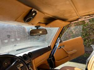 Image 29/51 of Mercedes-Benz 380 SL (1983)