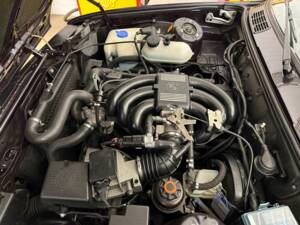 Image 12/18 of BMW 325i (1986)