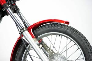 Bild 28/50 von Cagiva SX 350 (1980)