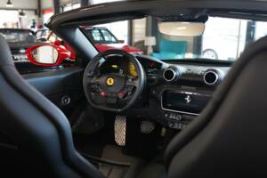 Imagen 3/50 de Ferrari Portofino M (2022)