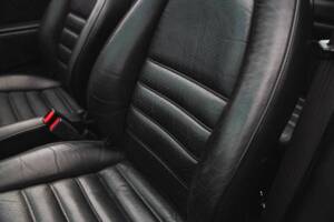 Image 33/50 de Porsche 911 Carrera 3.2 (1989)