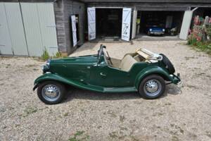 Image 20/50 of MG TD (1953)